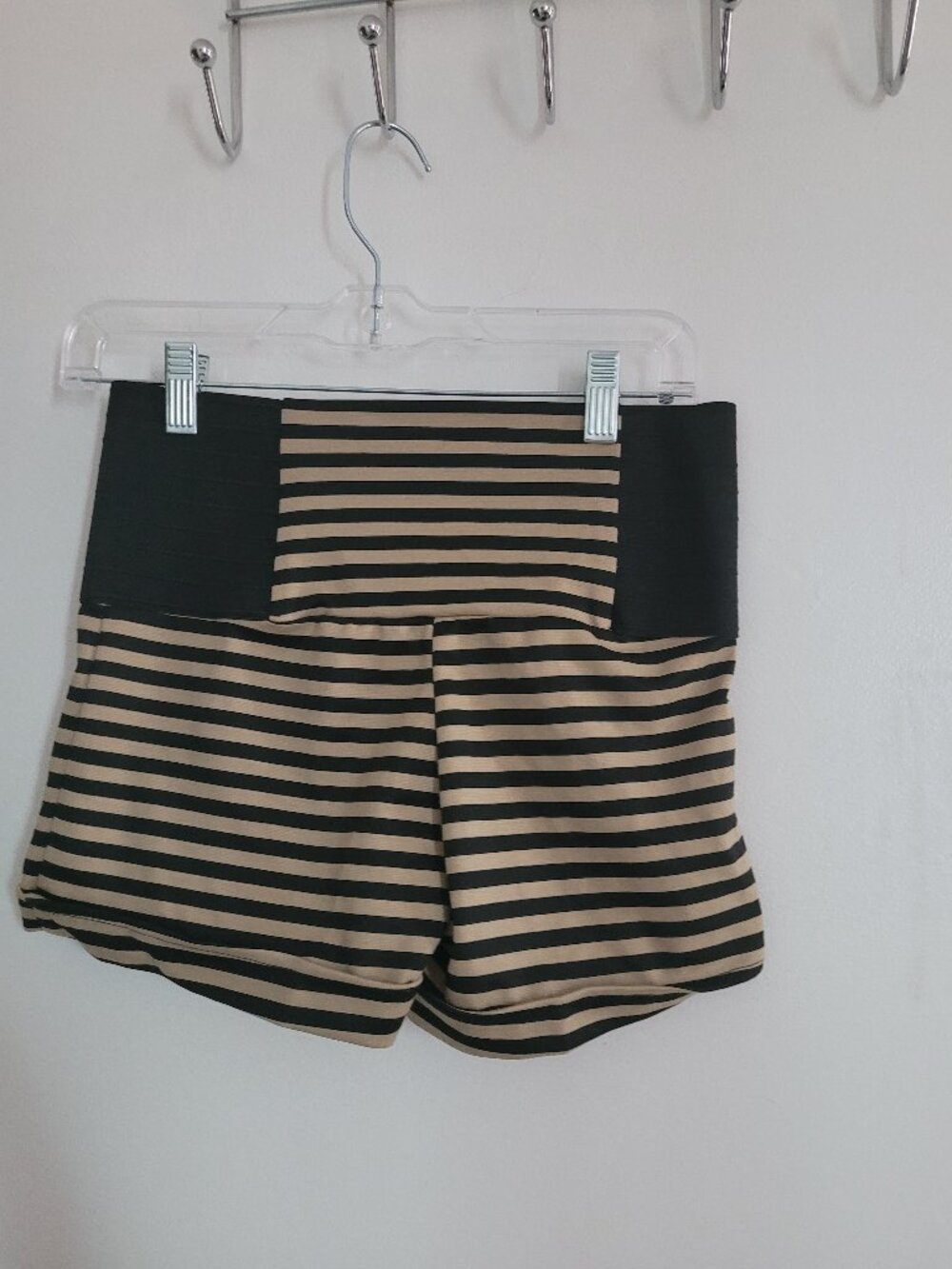 Small beige and black striped short shorts